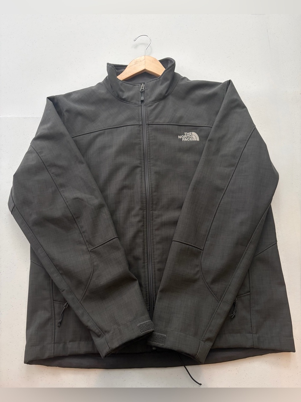 The North Face Men's Charcoal Black Performance Jacket